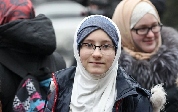 Ukraynada hicabla pasporta şəkil çəkdirməyə icazə verildi