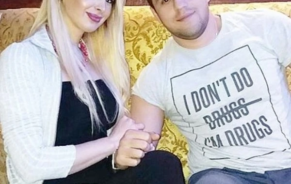 Dünya çempionuna ərə gedən müğənnimiz boşandı - FOTO