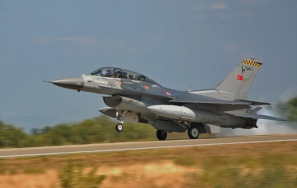 Türkiyə və Azərbaycandan hava şousu - FOTO