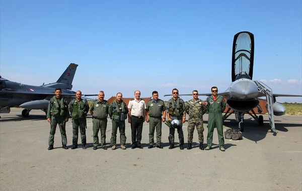 Türkiyə və Azərbaycandan hava şousu - FOTO