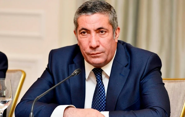 Siyavuş Novruzovdan sabiq nazirlərə SƏRT XƏBƏRDARLIQ: Hərəsi milyardı yığıb qaçıb gizlənib!