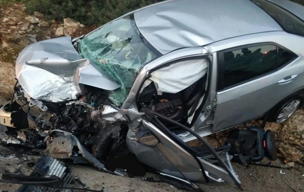 Neftçalada ağır qəza: 3 ölü, 3 yaralı