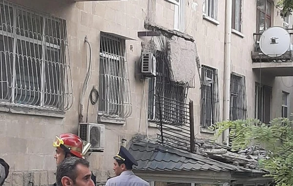 SON DƏQİQƏ - Bakıda yaşayış binasında uçqun - FOTO