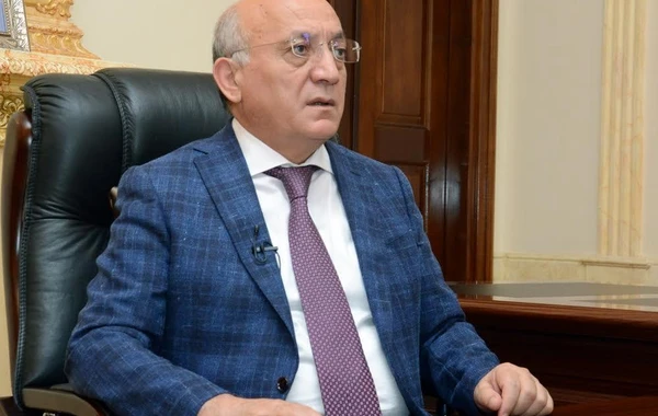 Mübariz Qurbanlı Aşura günü ehsan verilməsinə münasibət bildirib