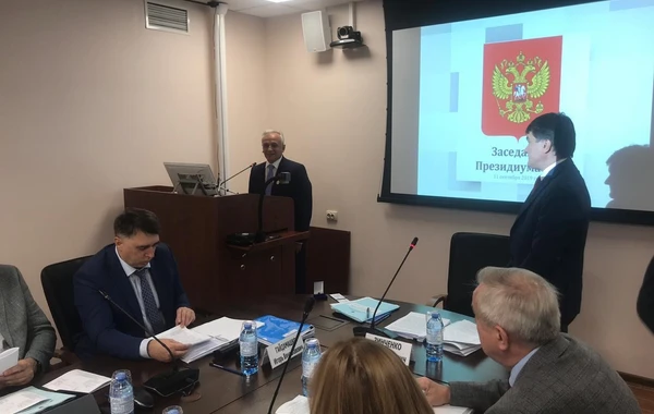 Ректор-азербайджанец награждён российской медалью в сфере образования - ФОТО