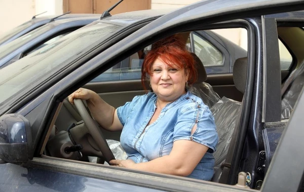 Nazirlik bu şəxslərə maşın hədiyyə etdi - FOTO