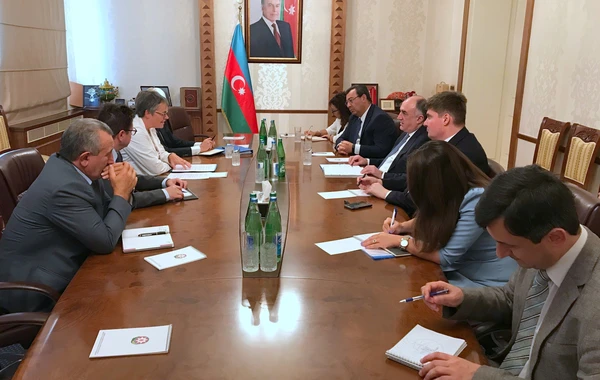 Elmar Məmmədyarov AŞPA prezidenti ilə görüşüb