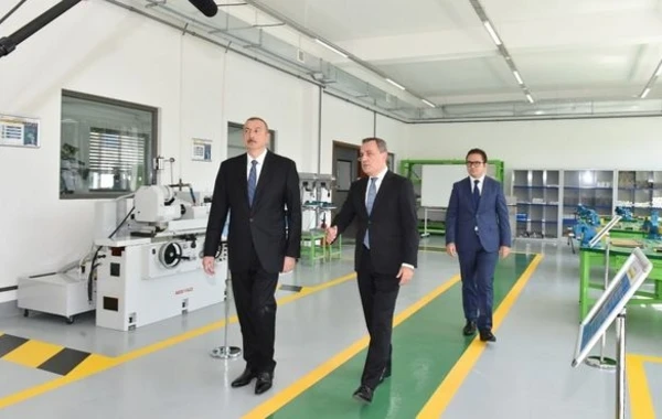 Президент на открытии Бакинского центра профессионального образования - ФОТО