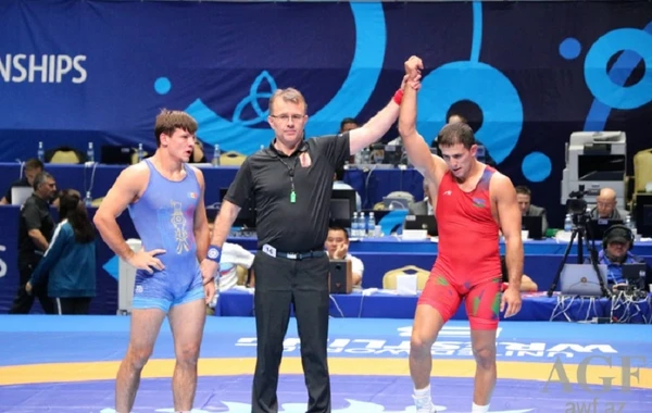 İki güləşçimiz dünya çempionatında yarımfinala yüksəlib