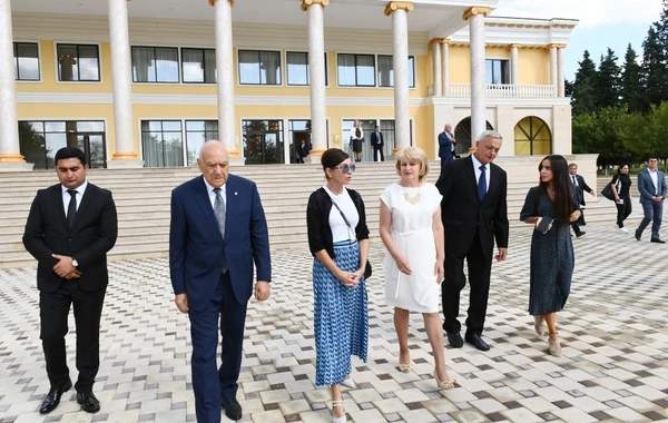 Мехрибан Алиева на открытии Дворца культуры в селе Ивановка - ВИДЕО