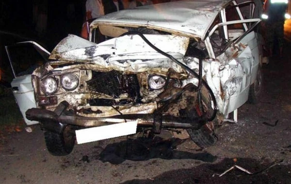 Bir ailə ağır qəzaya düşdü, 4 yaşlı uşaq öldü