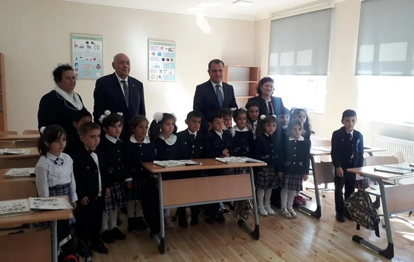 Təhsil naziri Basqal qəsəbəsində orta məktəbin açılışında - FOTO