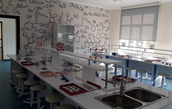 Təhsil naziri Basqal qəsəbəsində orta məktəbin açılışında - FOTO