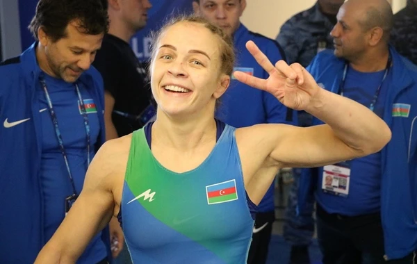 Güləşçimiz Mariya Stadnik dünya çempionu oldu - VİDEO
