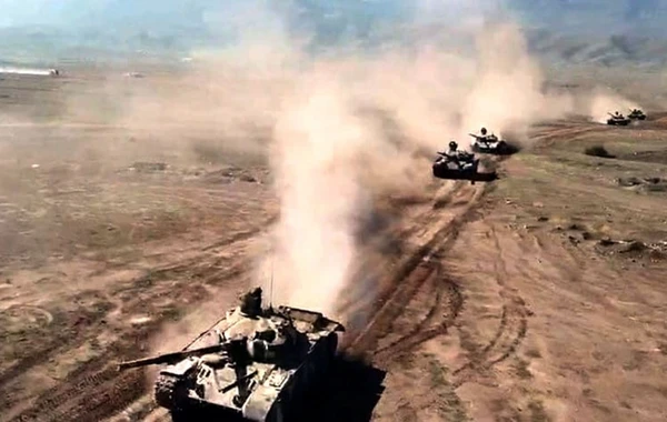 Боевые стрельбы азербайджанской армии - ВИДЕО