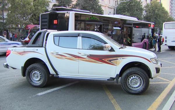 Bakıda yol polisindən qayda pozan piyadalara qarşı reyddən görüntülər - FOTO