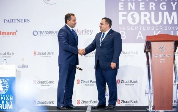 “AzerTelecom” İlin Telekommunikasiya şirkəti adına layiq görülüb - FOTOLAR