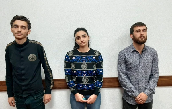 Bakıda evə oğurluğa girən Səbinədən ağlasığmaz üsul: İti hamama apardı və ... - FOTO
