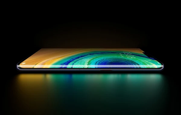 HUAWEI представила смартфоны серии Mate 30 - ФОТО