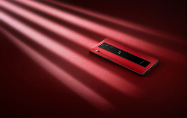 HUAWEI Mate 30 seriyasından smartfonları təqdim edib - FOTO