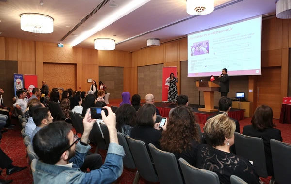 “Nar”ın dəstəyilə eşitmə məhdudiyyətli insanlar artıq peşə sahibləridir - FOTO