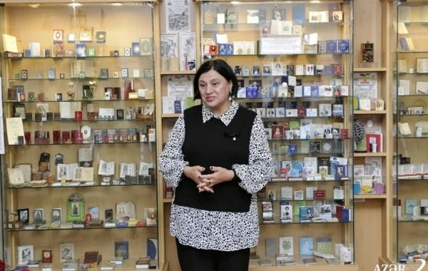 Mehriban Əliyevaya həsr olunmuş miniatür kitabın təqdimatı keçirilib - FOTO