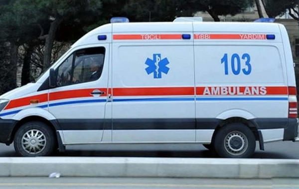 Bakıda mağaza satıcısı müştərisini döyərək burnunu sındırıb