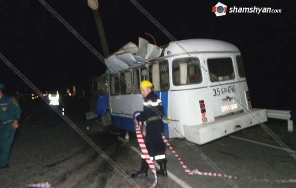 Ermənistanda 4 hərbi yük maşını toqquşub: 1 ölü, 14 yaralı var - FOTO