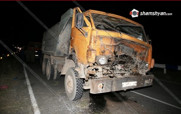 Ermənistanda 4 hərbi yük maşını toqquşub: 1 ölü, 14 yaralı var - FOTO