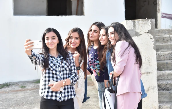 Leyla Əliyeva “Açılan divar” layihəsinin təqdimatında - FOTO