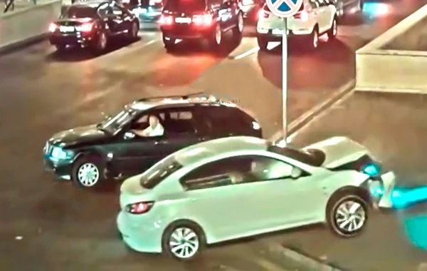 Bakıda xanım sürücü böyük qəza törətdi - VİDEO