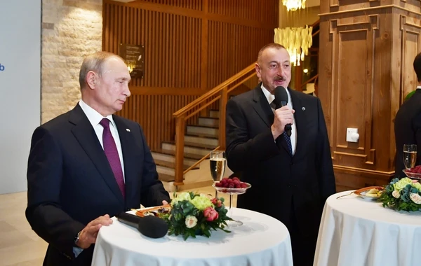 Dövlət başçılarının qeyri-formal görüşü olub - FOTO