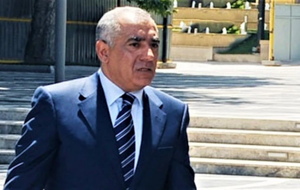 Baş nazir təyin olunacağı gözlənilən Əli Əsədov kimdir?
