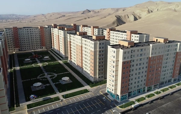 Prezident İlham Əliyev “Qobu Park-2” yaşayış kompleksinin açılışında - FOTO