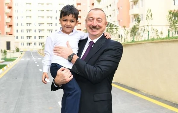 Şəhid ailəsi prezidenti və xanımını toya dəvət etdi - FOTO