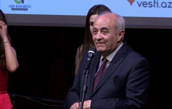 "Sehrli xalat" filmindəki uşaq 69 yaşında - FOTO