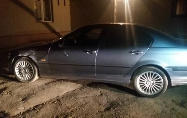 BMW ilə yaşlı kişini vuraraq öldürdü - FOTO