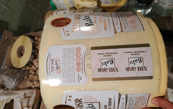 Ölkədə saxta alkoqollu içkilər hazırlayan şəxs tutuldu - FOTO