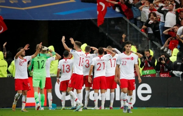Türkiyə Fransa səfərində liderliyi əldən vermədi - VİDEO