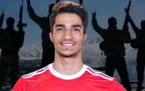 İran Türk əsgəri ilə fəxr etdiyini yazan azərbaycanlı futbolçunu cəzalandırdı - FOTO