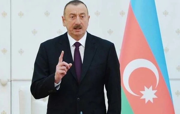 Prezidentdən reket mətbuatdan silah kimi istifadə edənlərə xəbərdarlıq