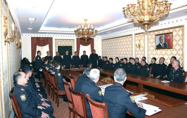 Yeni xidmətə başlayan polislər püşk atdılar - FOTO