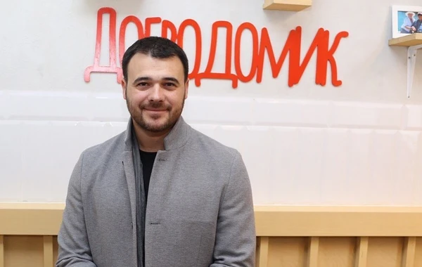 Azərbaycanın Xalq artisti Moskvada yeni kafe açdı - Yaşlı insanlar pulsuz yeyəcək - FOTO