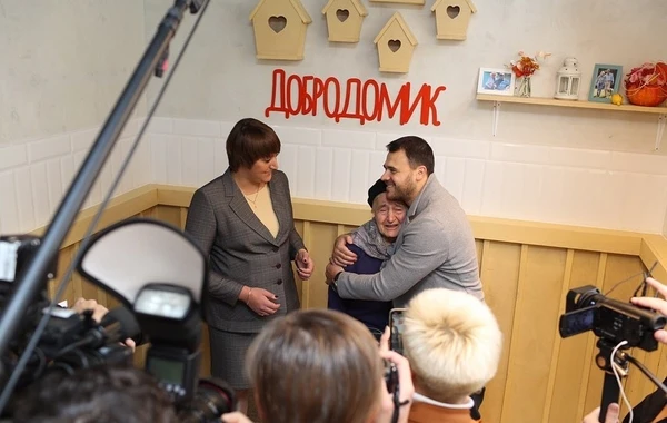 Эмин Агаларов открыл кафе, в котором будут бесплатно кормить пожилых - ФОТО