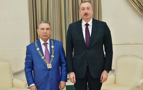 Ильхам Алиев принял Рамиза Мехтиева - ФОТО
