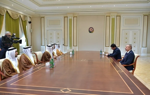 Президент Азербайджана принял госминистра по иностранным делам ОАЭ - ФОТО