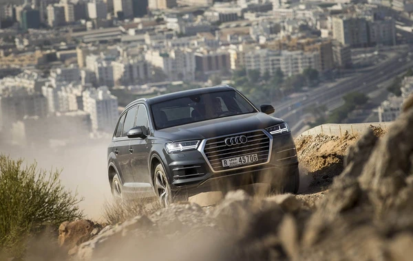 Tanınmış jurnal Audi Q7-ni mükafatlandırdı!