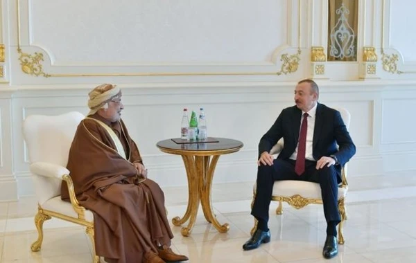 Президент Азербайджана принял председателя Государственного совета Омана - ФОТО