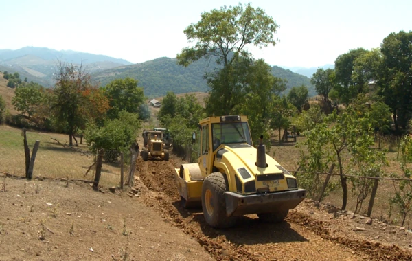 Tovuzda dağları partladaraq yeni yol salırlar - FOTO
