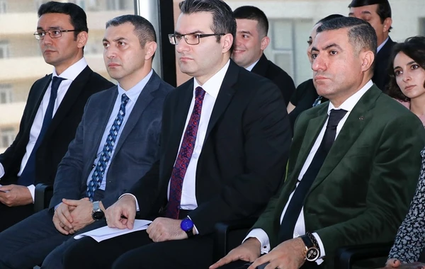 Azərbaycanda ilk dəfə onlayn könüllülük fəaliyyəti başlayır - FOTO
